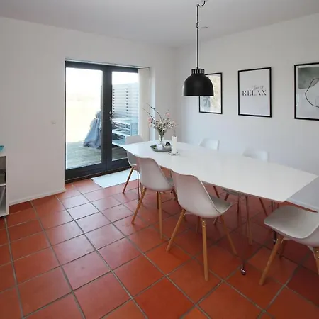 Amazing In Sams With 2 Bedrooms And Wifi * Onsbjerg